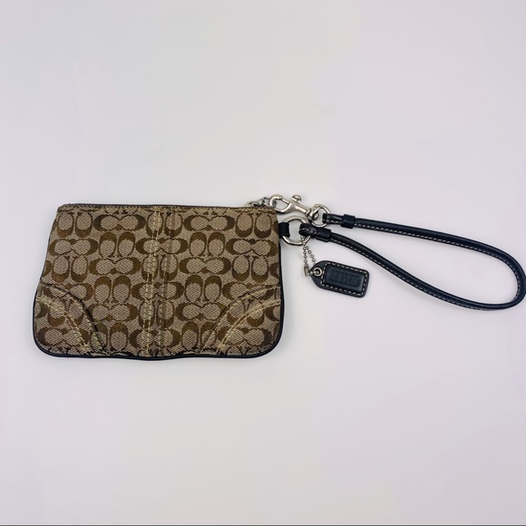 coach wristlet sale